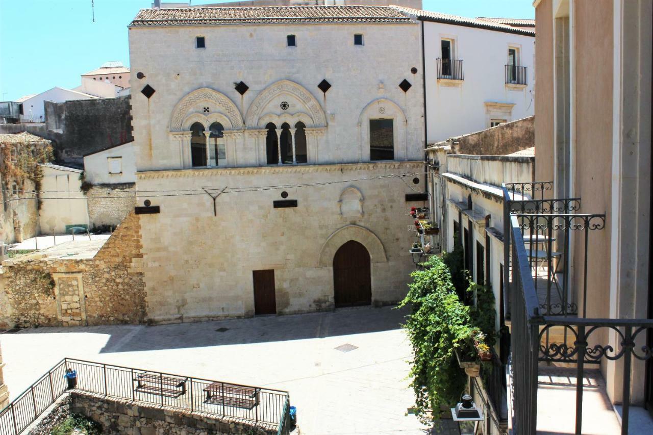 Suite La Piazza Syracuse Esterno foto